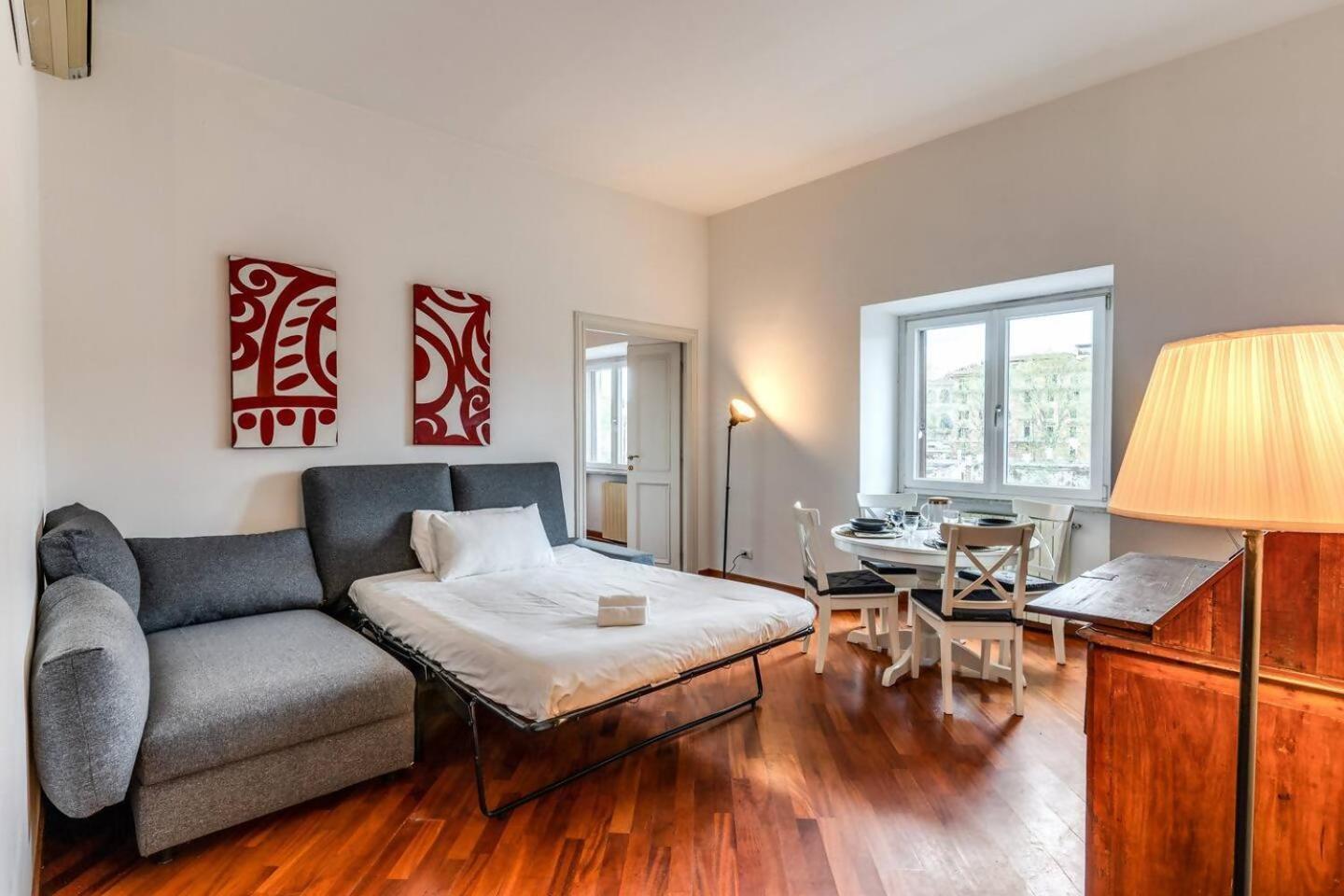 Splendid Flat On The Tiber River Rom Exterior foto